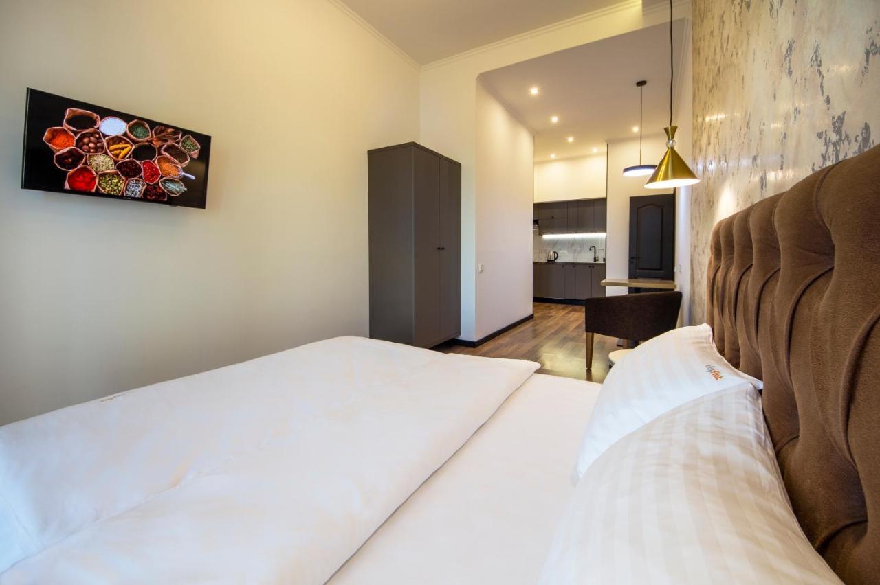 Apartments On Ploshcha Ukrainskykh Heroiv Kiev Dış mekan fotoğraf