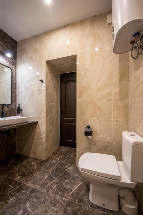 Apartments On Ploshcha Ukrainskykh Heroiv Kiev Dış mekan fotoğraf